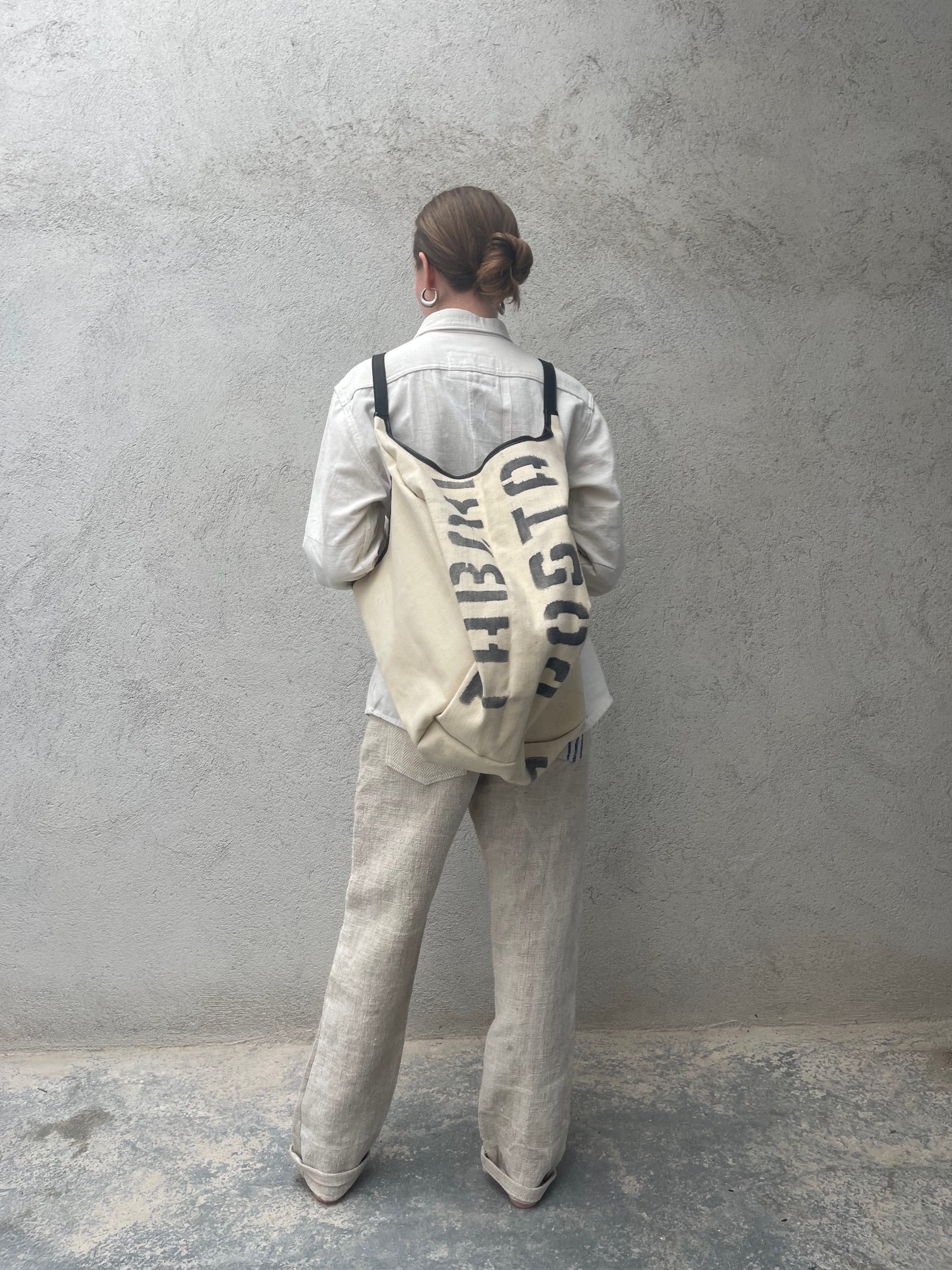 UNIQUE - Carmen Posta Canvas Tote