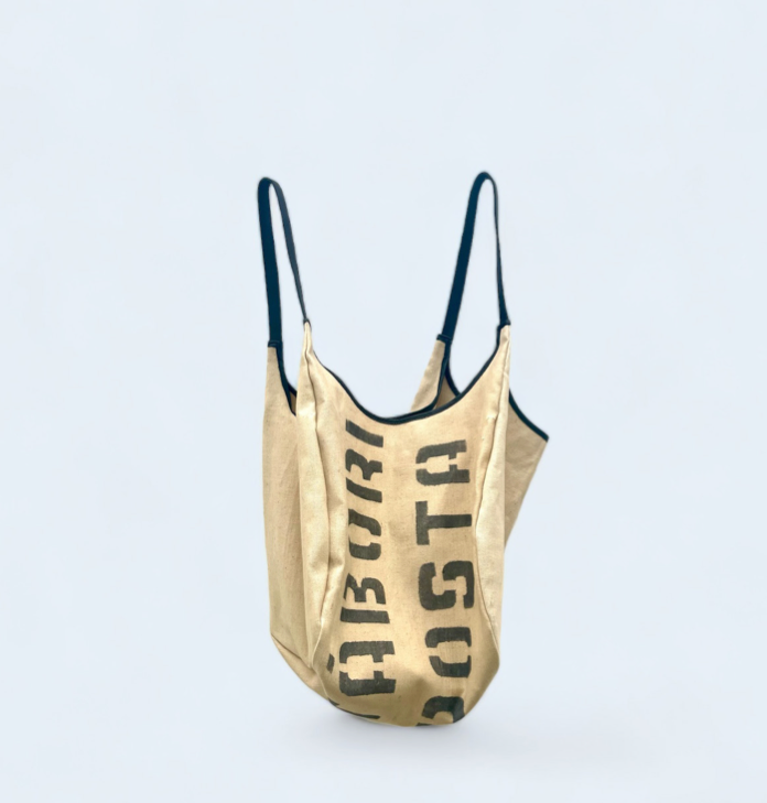 UNIQUE - Carmen Posta Canvas Tote