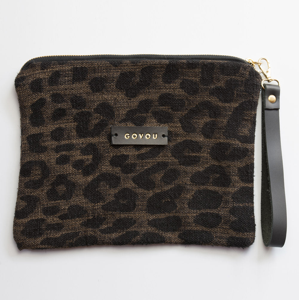 Clutch leopardo best sale