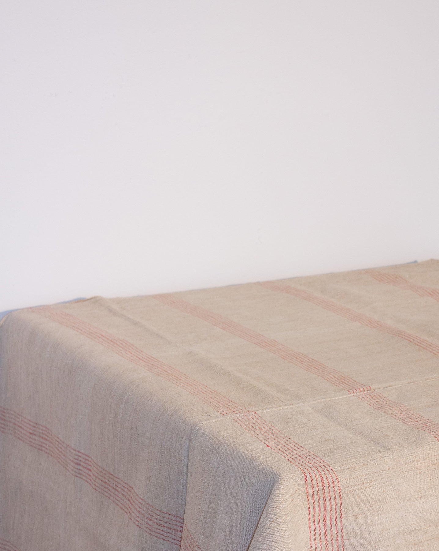 Red Multiline Linen Tablecloth #003