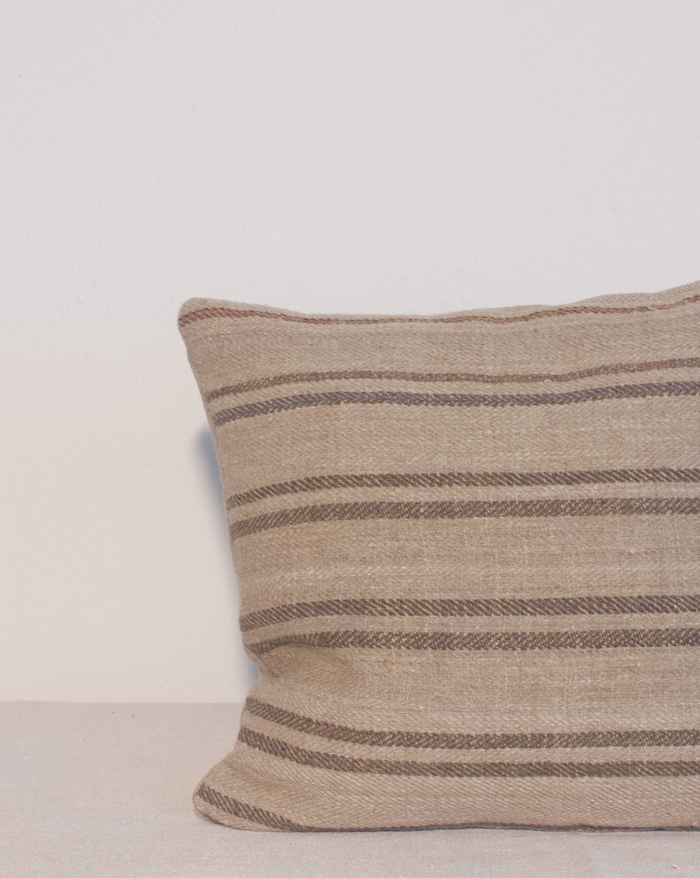 NATURAL GREY STRIPED #001